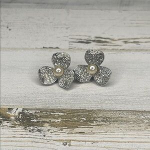 Vintage CIRO Crystal Flower Stud Earrings with Pearl Center.